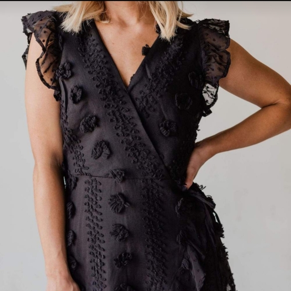 Andree by Unit Textured Black Dress - Picture 5 of 5